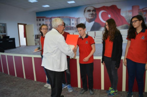 ALTINYILDIZDA NİSAN AYI ÖDÜL TÖRENİ