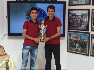 Altınyıldız Koleji Öğrencileri Türkiye Geneli Atletizm Yarışmalarında 1. Ve 2. Oldu.