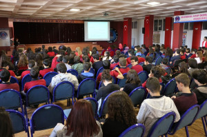 Altınyıldız Kolejinde Sağlıklı Beslenme ve Obezite Semineri Düzenlendi