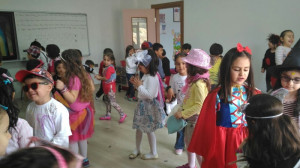 Altınyıldız Kreş ve Anaokulunda " Tak-Takıştır" Partisi Düzenlendi