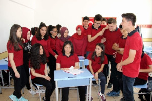 Öğrencimiz Cennet Çocuklar İçin Öyküsüyle Türkiye'nin Vicdanı Oldu