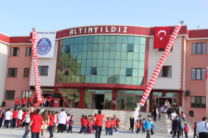 İYİ Kİ VARSIN ALTINYILDIZ