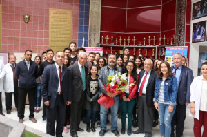 Ahmet ÜMİT'ten Altınyıldız Liselerinde Söyleşi Ve İmza Günü