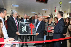 ALTINYILDIZ’IN SANATSEVER KONUKLARI