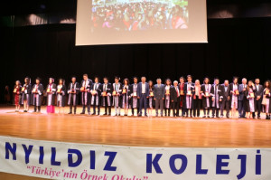 Altınyıldız Kolejinin 2016 YGY Şampiyonları Ödüllendirildi
