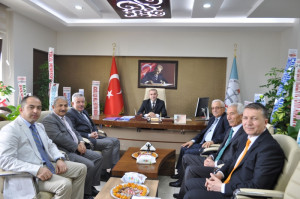 ALTINYILDIZ KOLEJİ HEYETİNDEN İL MİLLİ EĞİTİM MÜDÜRÜ MURAT DEMİR’E HAYIRLI OLSUN ZİYARETİ