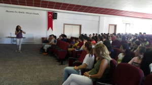 ALTINYILDIZLI 8.SINIFLARA VERİMLİ DERS ÇALIŞMA SEMİNERİ YAPILDI