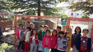 4 EKİM HAYVANLARI KORUMA GÜNÜNDE ALTINYILDIZ KREŞ VE ANAOKULU ÖĞRENCİLERİNE HAYVAN SEVGİSİ EĞİTİMİ VERİLDİ.