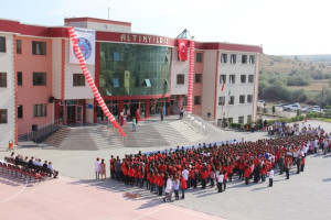 ALTINYILDIZ İLKÖĞRETİM KURUMUNDA AKŞAM ETÜTLERİ BAŞLADI