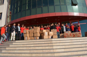 ALTINYILDIZDAN BİR YARDIM KAMPANYASI DAHA
