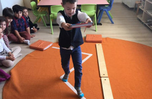 ALTINYILDIZ KREŞ VE ANAOKULUNDA ÖĞRENCİLERİN MONTESSORİ DERSLERİNE YOĞUN İLGİSİ