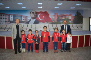 ALTINYILDIZ İLKOKULUNDA ÖDÜL TÖRENİ