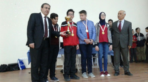 ALTINYILDIZLI SATRANÇ SPORCULARI YİNE İL BİRİNCİSİ