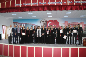 ÜNİVERSİTELİLERİN ALTINYILDIZ KONSERİ