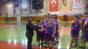 ALTINYILDIZ BASKETBOLDA SON KUPAYIDA ALDI