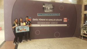 ULUSLARARASI ALİYA İZZETBEGOVİÇ BİLİM OLİMPİYATLARINDA ALTINYILDIZ LİSELİLER 2.OLDU
