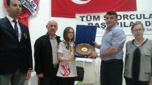 ALTINYILDIZLI SPORCULAR SATRANÇTA YİNE İL 1.Sİ