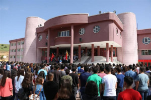 ALTINYILDIZ LİSELERİNDE COŞKULU KARNE TÖRENİ