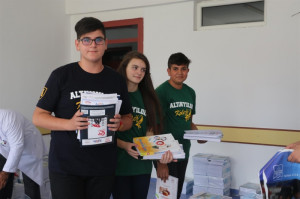 ALTINYILDIZ KOLEJİ YAYINLARIYLA ÖĞRENCİLERE DESTEĞİNİ SÜRDÜRÜYOR