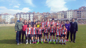 ALTINYILDIZ YILDIZ ERKEK FUTBOL TAKIMI ÇEYREK FİNALDE