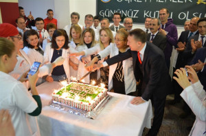 ALTINYILDIZDA MUHTEŞEM ÖĞRETMENLER GÜNÜ KUTLAMASI