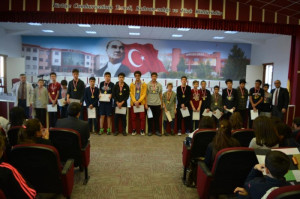 ALTINYILDIZDA ARALIK ÖDÜL TÖRENİ