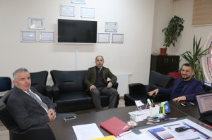 MİLLETVEKİLİ MUSTAFA AÇIKGÖZ ALTINYILDIZ KOLEJİNİ ZİYARET ETTİ