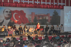 ALTINYILDIZDA MUHTEŞEM ŞİİR DİNLETİSİ