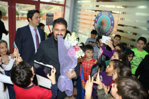 YAZAR TOPRAK IŞIK ALTINYILDIZLILARLA BULUŞTU