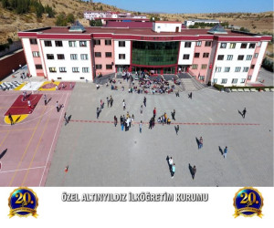 ALTINYILDIZ E-TWINNING PROJESİYLE GELECEĞİN YAZARLARINI YETİŞTİRİYOR