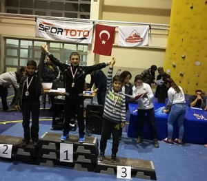 ALTINYILDIZ MİLLİ TAKIM OYUNCUSU BALKAN ŞAMPİYONASINDA