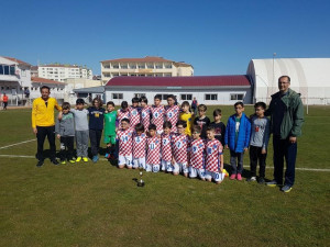 ALTINYILDIZ KÜÇÜK ERKEK FUTBOL TAKIMI KUPASINI ALDI