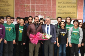 ALTINYILDIZ’DA 14 MART TIP BAYRAMI SÜRPRİZİ.