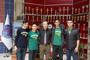 ALTINYILDIZ FEN LİSESİ ÖĞRENCİLERİ BAYER PROJE YARIŞMASINDA TÜRKİYE FİNALİSTİ