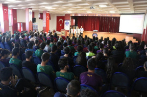 Altınyıldız Kolejliler Başarı Yolculuğunda Yalnız Yürümüyor