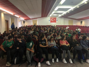 ALTINYILDIZLI 8.SINIFLARA VERİMLİ DERS ÇALIŞMA SEMİNERİ YAPILDI