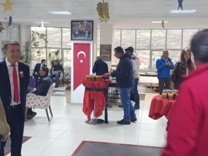 ALTINYILDIZDA CUMHURİYET KOKTEYLİ