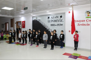 ALTINYILDIZLI YÜREKLERDE BÜYÜK ATATÜRK SEVGİSİ