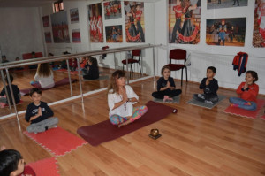 ALTINYILDIZDA YOGA DERSLERİ