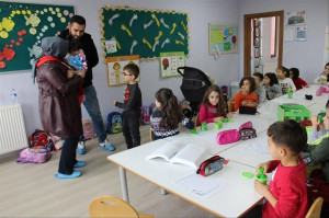 ALTINYILDIZLILAR ENGELSİZ BİR DÜNYA DİLEDİLER.