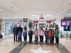 ALTINYILDIZLI KÜÇÜKLER MADALYALARI TOPLADI