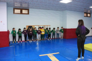 ALTINYILDIZ KREŞ VE ANAOKULUNDA JİMNASTİK DERSİ