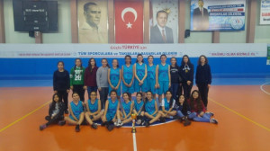 ALTINYILDIZIN YILDIZ KIZLARI DA POTADA ŞAMPİYON