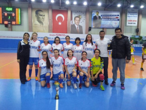ŞAMPİYON DEĞİŞMEDİ.GENÇ KIZ FUTSAL İL BİRİNCİSİ ALTINYILDIZ!