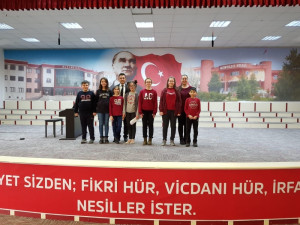 ALTINYILDIZLILARDAN MUHTEŞEM PİYANO RESİTALİ