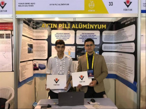 ALTINYILDIZ LİSELİLER TÜBİTAK BÖLGE FİNALİNDE YARIŞIYOR.