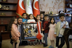 ALTINYILDIZ KREŞ VE ANAOKULU BAŞKAN ARI'YI ZİYARET ETTİ