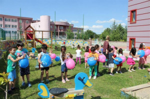 ALTINYILDIZ YAZ OKULUNDA EĞLENEREK ÖĞRENMEYE DEVAM!