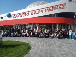 ALTINYILDIZ KOLEJLİLER BİLİM MERKEZİ VE KİTAP FUARINDA!