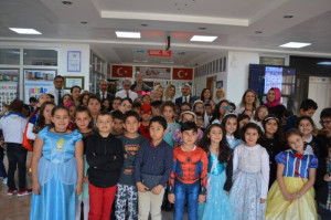 YAZAR BİRSEN EKİM ÖZEN ALTINYILDIZLILARLA BULUŞTU